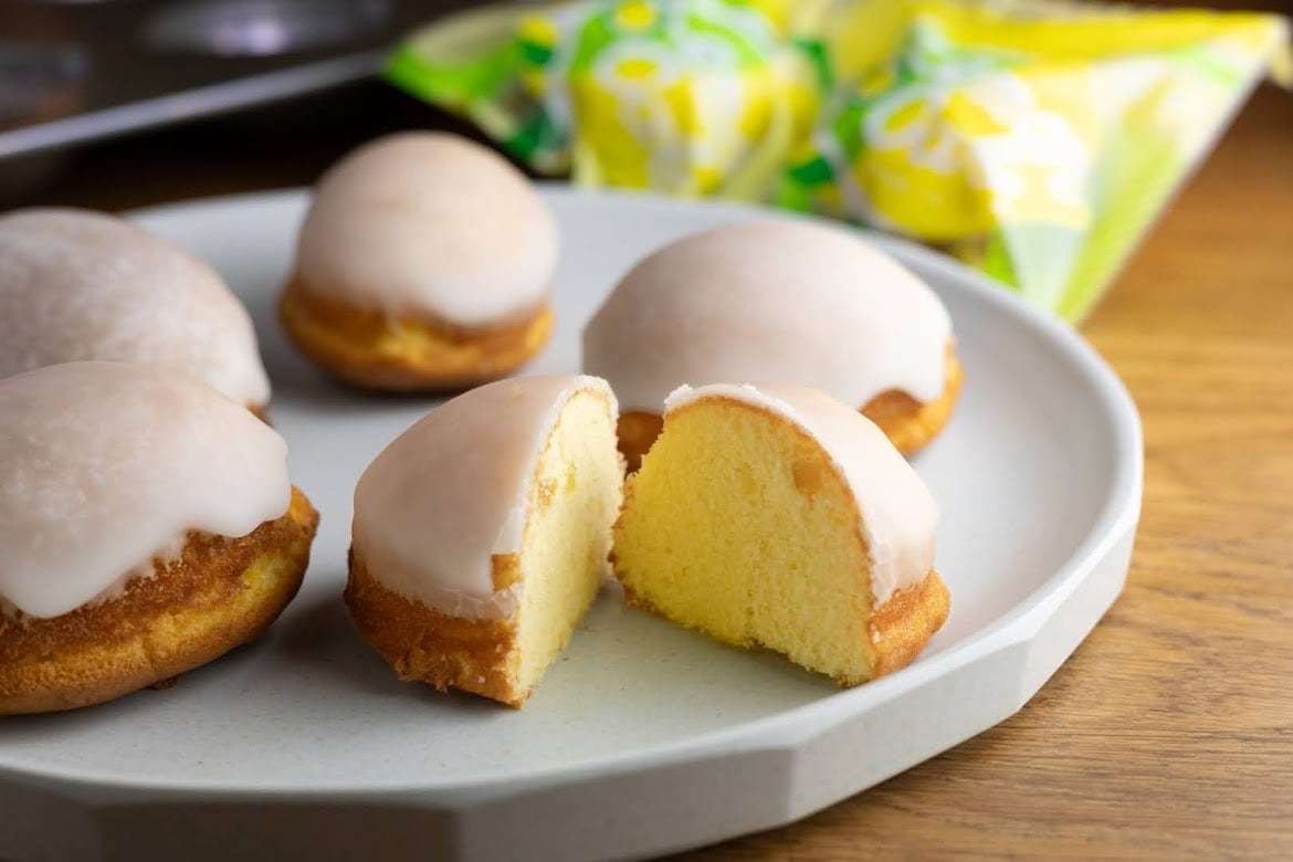 パール洋菓子店のレモンケーキ（断面）